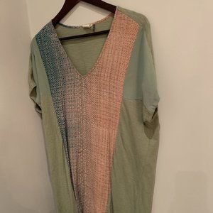 Anthro Akemi + Kin V-neck knee length dress Size S